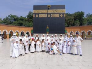 YPI Baitul Makmur Tangerang